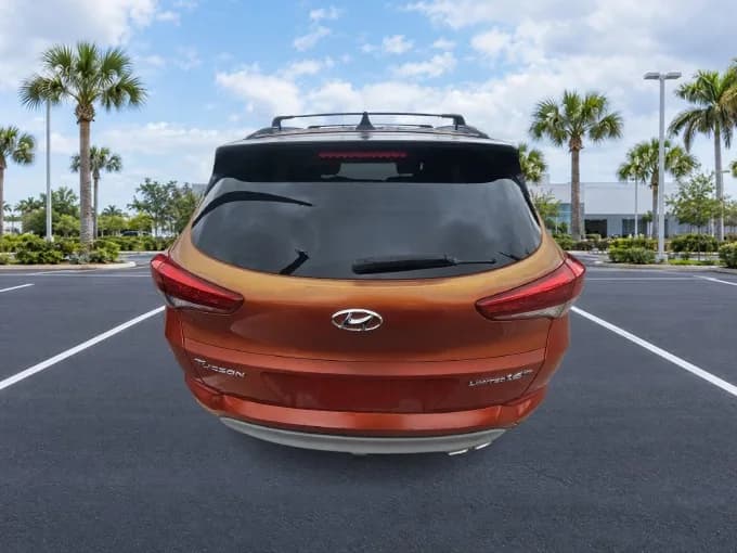 2017 Hyundai Tucson Limited — three-quarter rear