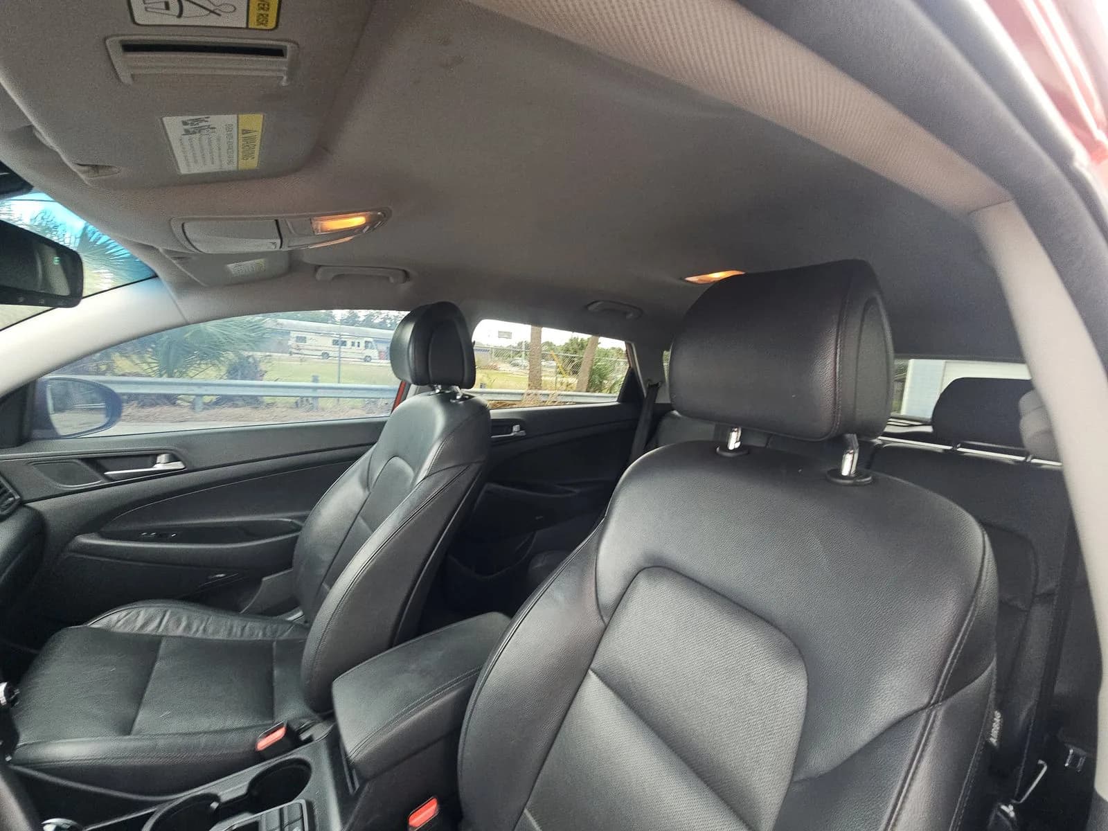 2017 Hyundai Tucson Limited — cargo area